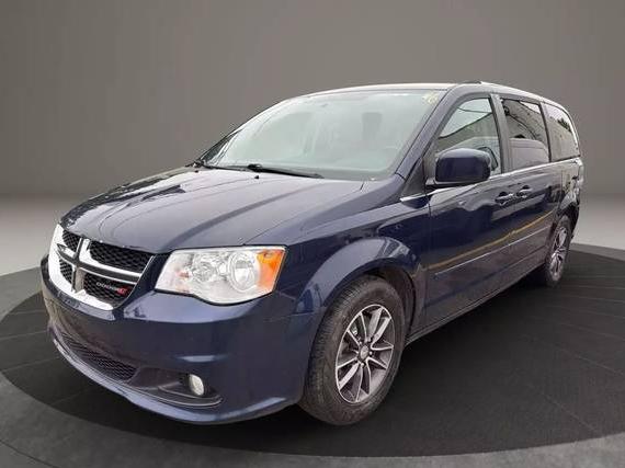 DODGE GRAND CARAVAN 2017 2C4RDGCGXHR711316 image